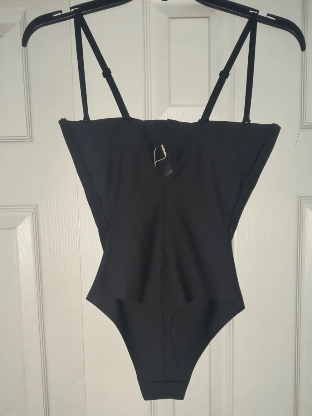 SKIMS Body Molded Underwire Thong Bodysuit Onyx Size S NWT